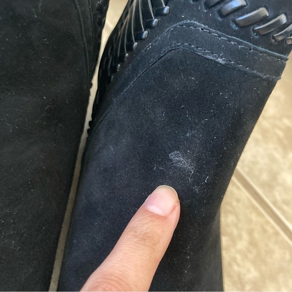 Ankle Boots / Booties in Black
Suede with design on sides from Vince Camuto - Picture 15 of 15